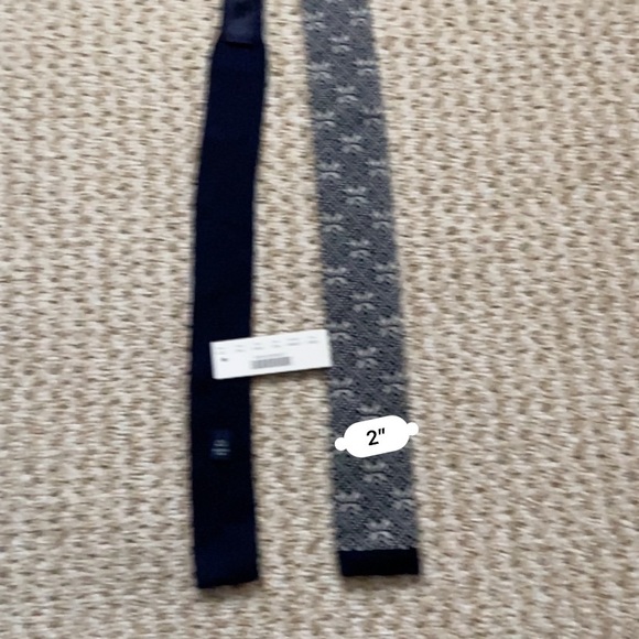 JCREW | Snowflake Knit Tie Slim - Picture 6 of 8